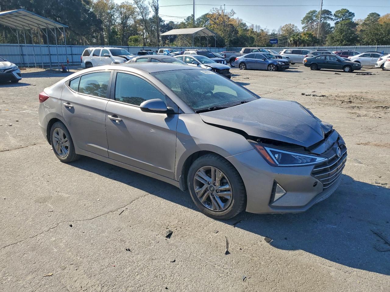 Hyundai ELANTRA Sel Image 4