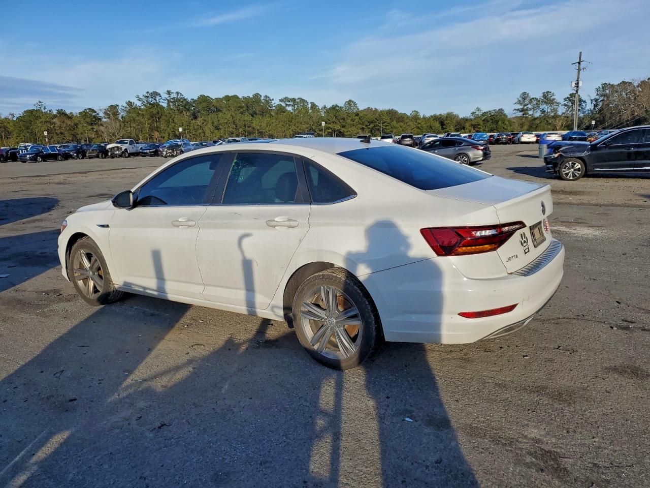 Volkswagen Jetta S Image 9