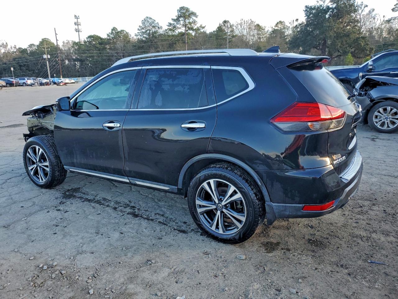 Nissan Rogue S Image 8