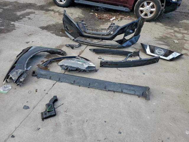 Nissan Rogue S Image 3