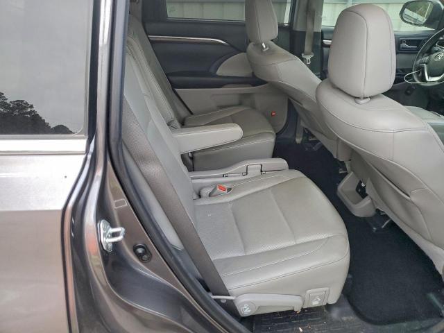 Toyota Highlander Limited Image 10