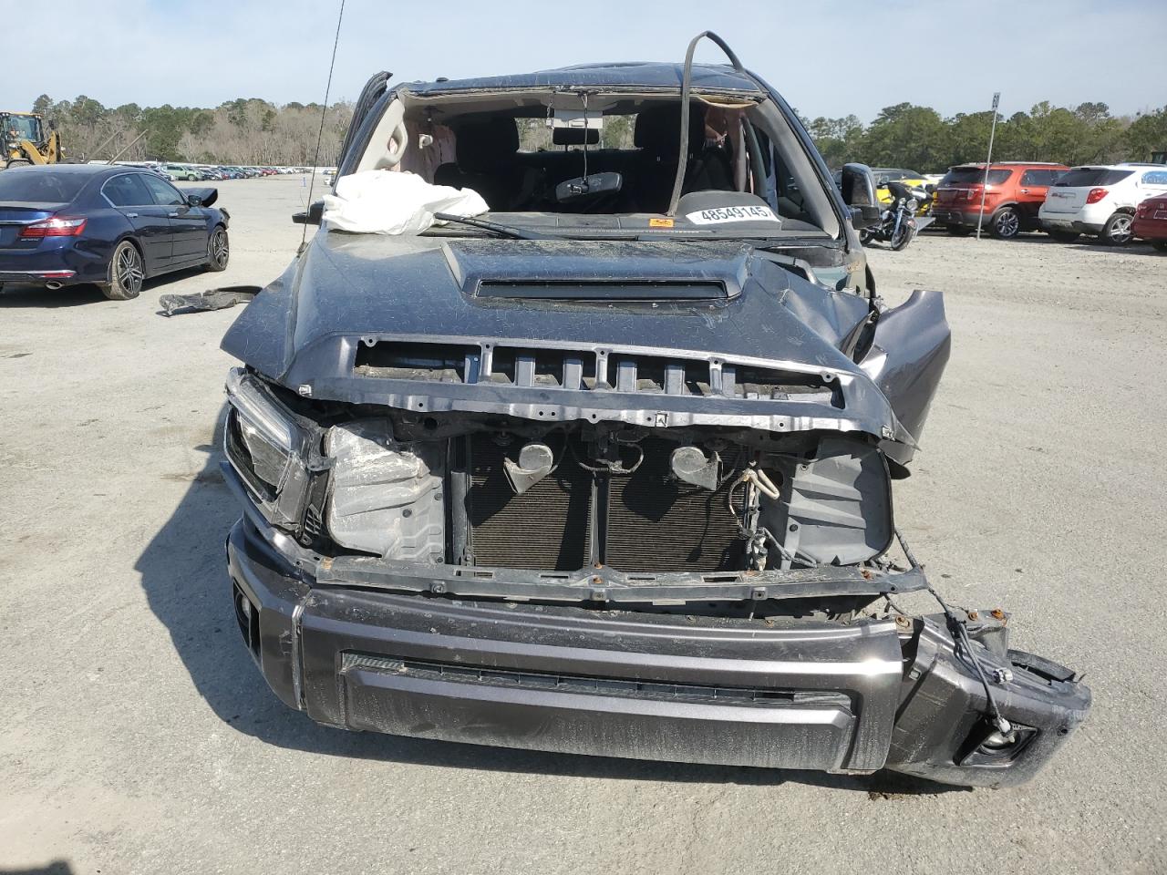 Toyota Tundra Crewmax Sr5 Image 10