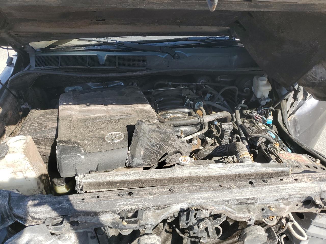 Toyota Tundra Crewmax Sr5 Image 6