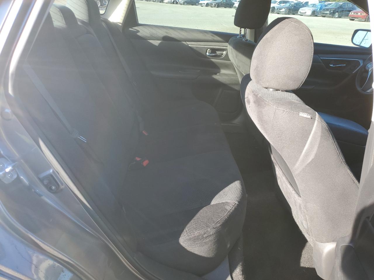 Nissan Altima 2.5 Image 8