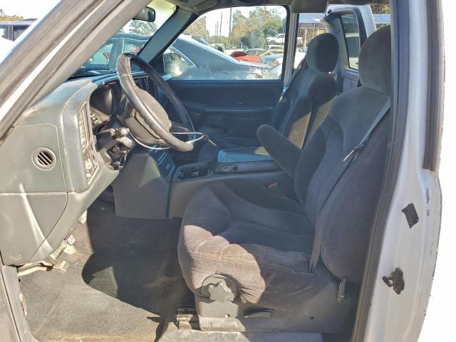 GMC Sierra C1500 Image 5