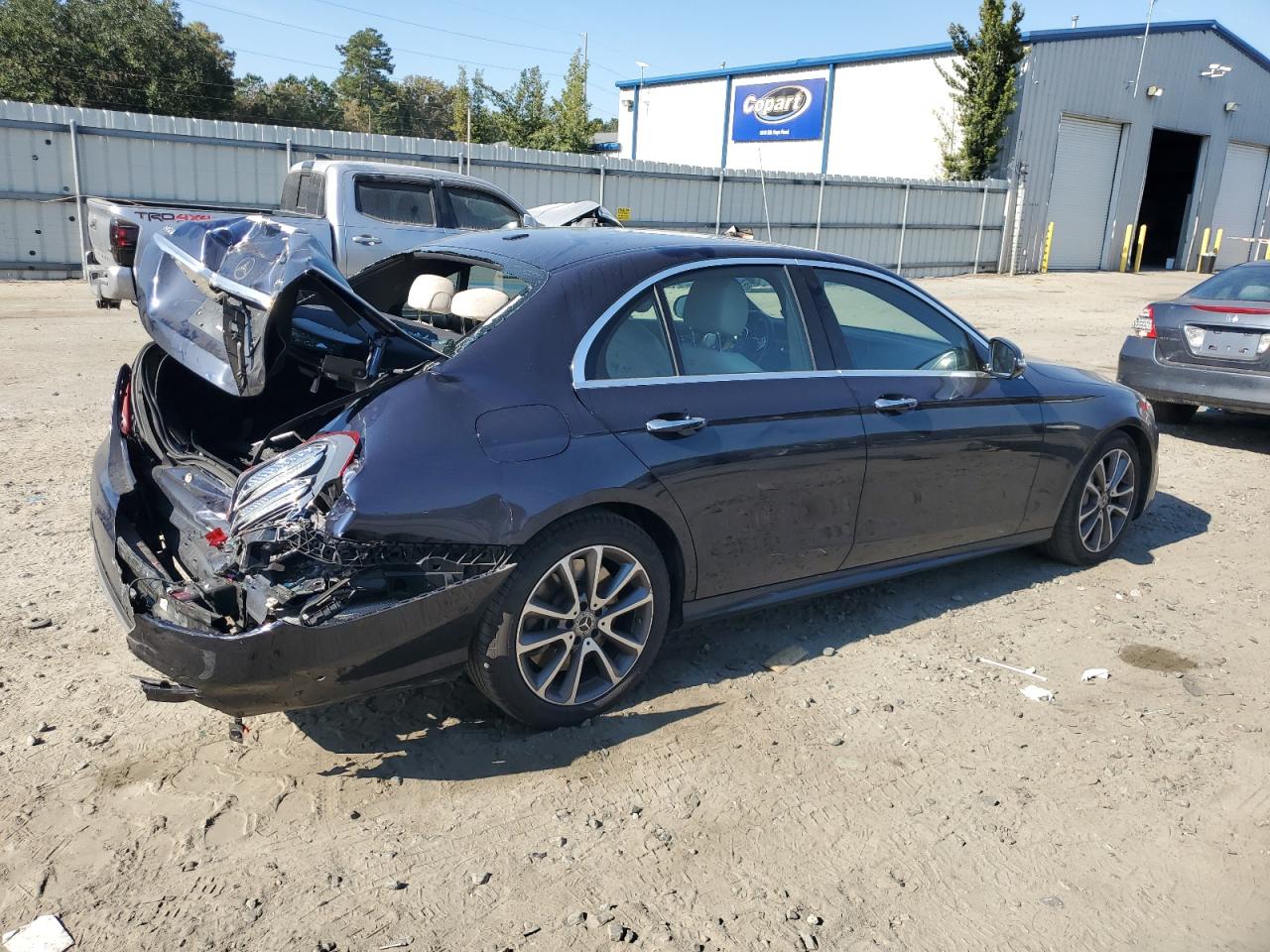 Mercedes-Benz E-Class 450 4matic Image 4