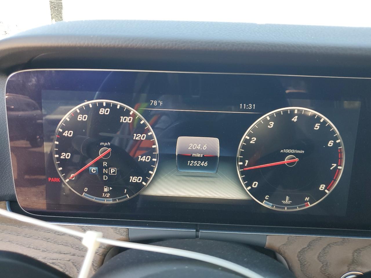 Mercedes-Benz E-Class 450 4matic Image 10