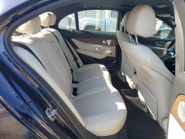 Mercedes-Benz E-Class 450 4matic Image 11