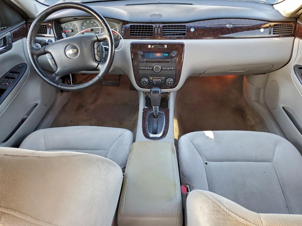 Chevrolet Impala Lt Image 6