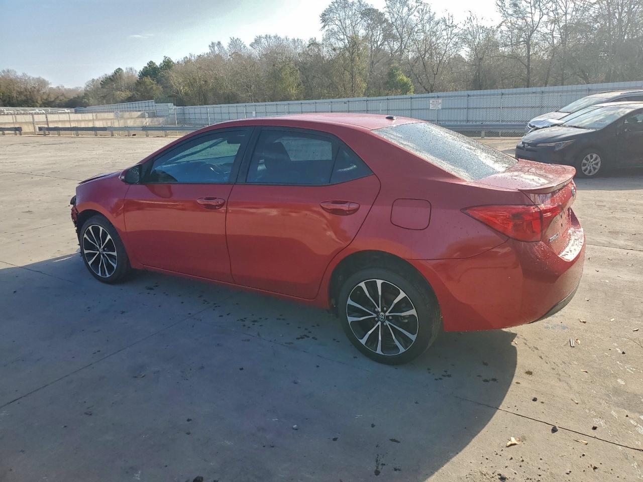 Toyota Corolla L Image 13