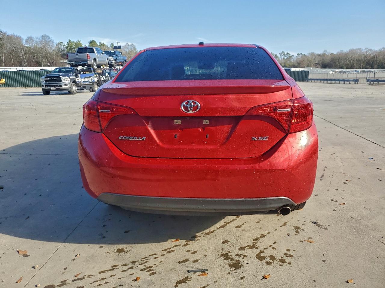 Toyota Corolla L Image 6