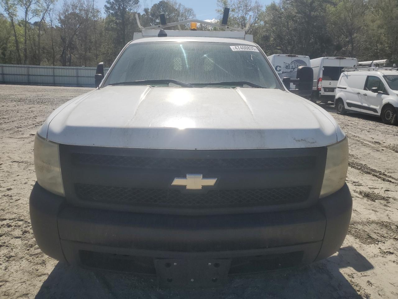 Chevrolet Silverado C1500 Image 10