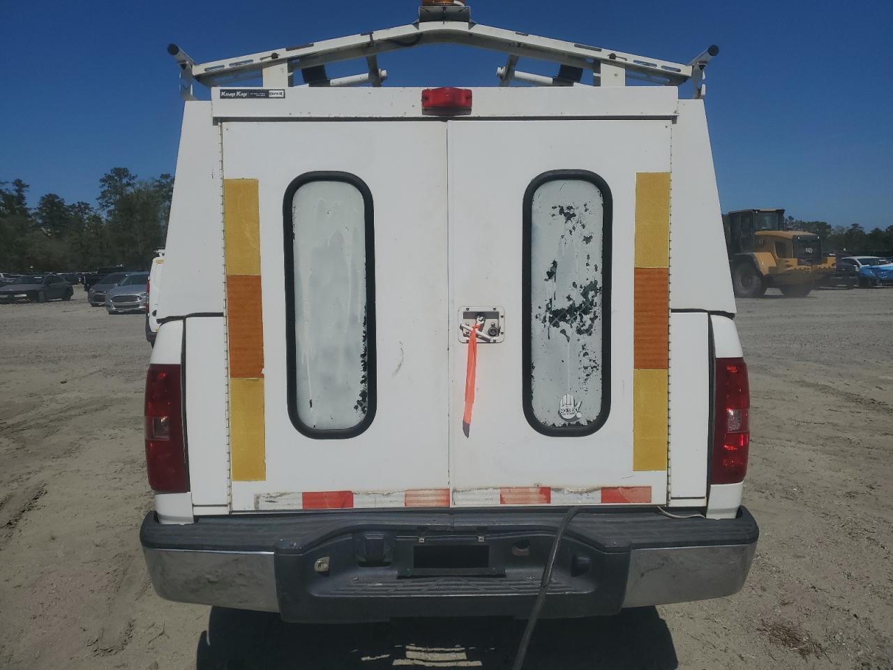 Chevrolet Silverado C1500 Image 4