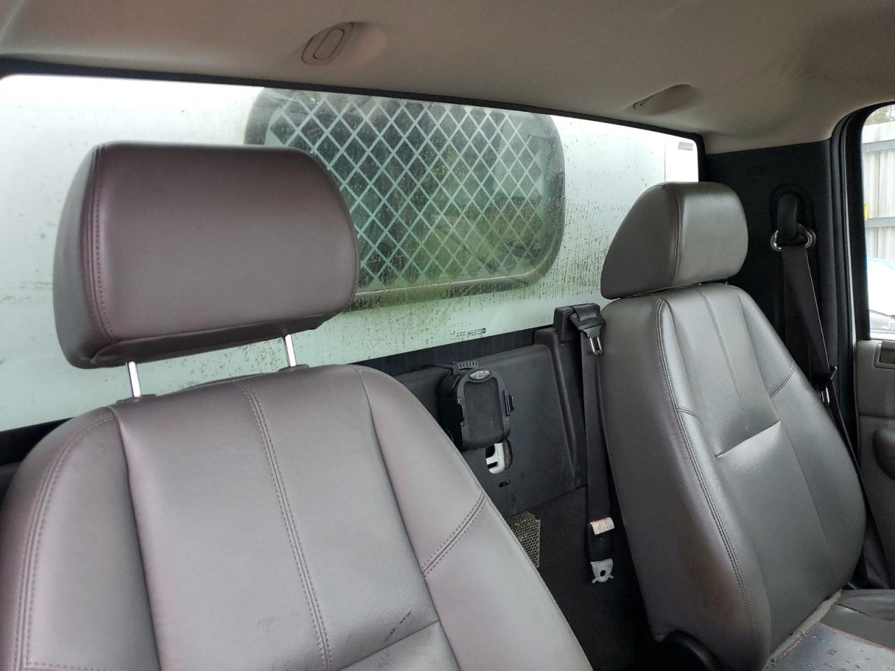 Chevrolet Silverado C1500 Image 12