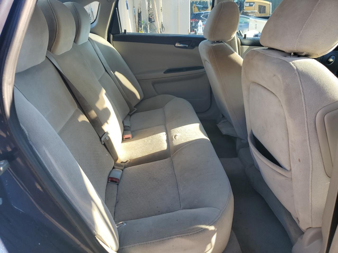 Chevrolet Impala Lt Image 10